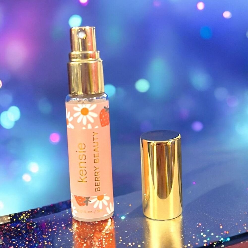 Kensie Berry Beauty Eau De Parfum Spray 0.17 fl oz NWOB